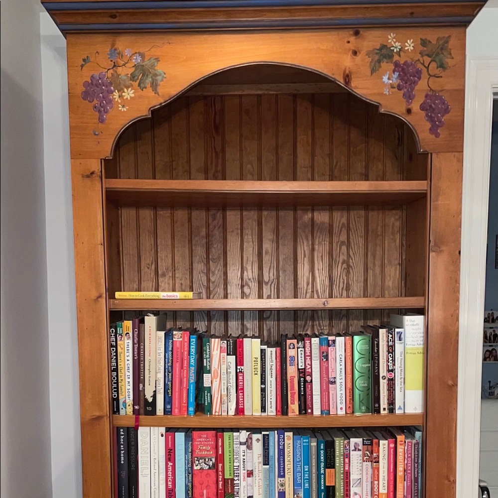 Hutch (custom, hand painted, wooden)